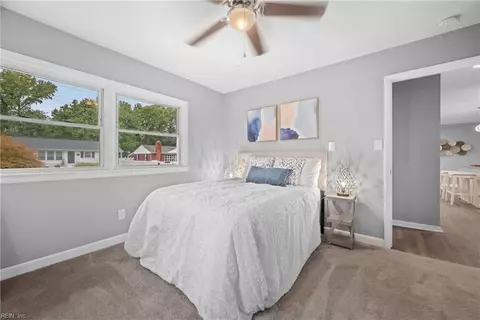 Bedroom - 212 Lynnhaven Dr, Hampton, VA 23666 photo 5 of 5