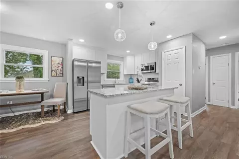 Kitchen - 212 Lynnhaven Dr, Hampton, VA 23666 photo 1 of 2