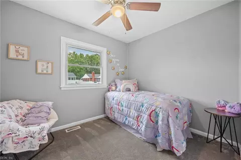 Bedroom - 212 Lynnhaven Dr, Hampton, VA 23666 photo 3 of 5