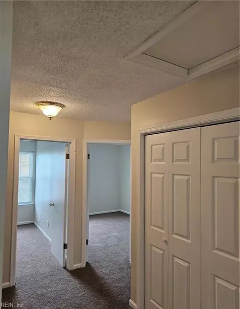 Entry Way - 470 Hollomon Dr, Hampton, VA 23666 photo 1 of 1