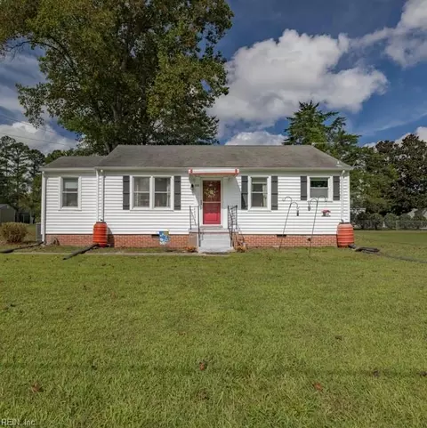 313 S Braxton Ave, Jarratt, VA 23867