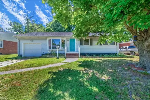 Exterior - 9 Lynnhaven Dr, Hampton, VA 23666 photo 3 of 10