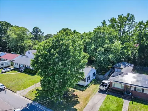 View/Area - 9 Lynnhaven Dr, Hampton, VA 23666 photo 2 of 11