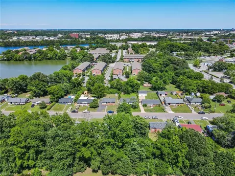 View/Area - 9 Lynnhaven Dr, Hampton, VA 23666 photo 8 of 11