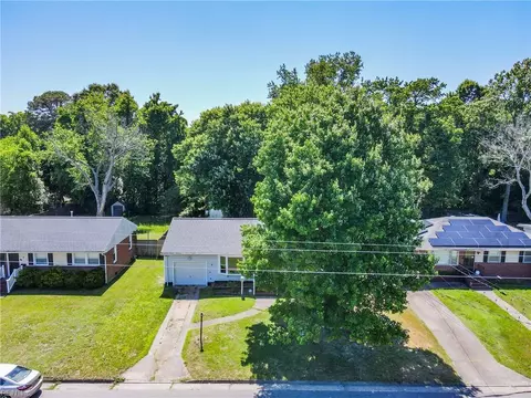 View/Area - 9 Lynnhaven Dr, Hampton, VA 23666 photo 1 of 11