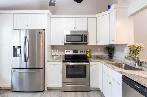 293 Windship Cv, Virginia Beach, VA 23454
