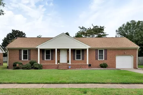 335 Appaloosa Trl, Chesapeake, VA 23323
