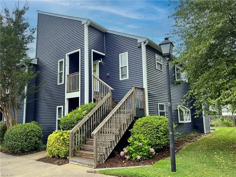 916 Rudee Ct, Virginia Beach, VA 23451