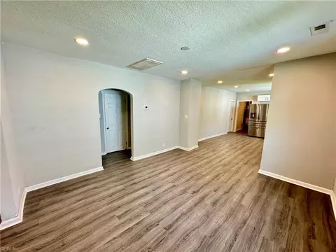 2523 Grandy Ave, Norfolk, VA 23509 photo 5