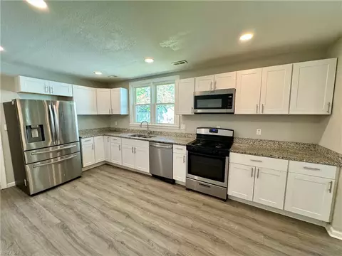 2523 Grandy Ave, Norfolk, VA 23509 photo 10