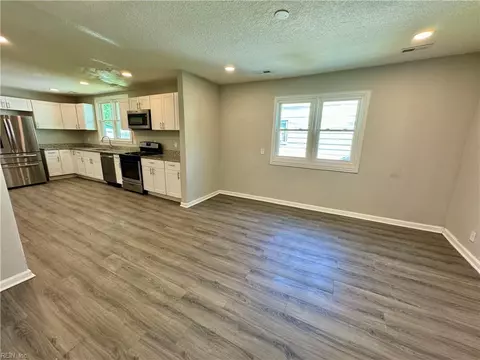 2523 Grandy Ave, Norfolk, VA 23509 photo 6