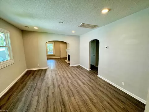 2523 Grandy Ave, Norfolk, VA 23509 photo 8