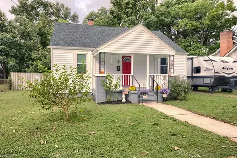 609 Maryland Ave, Hampton, VA 23661
