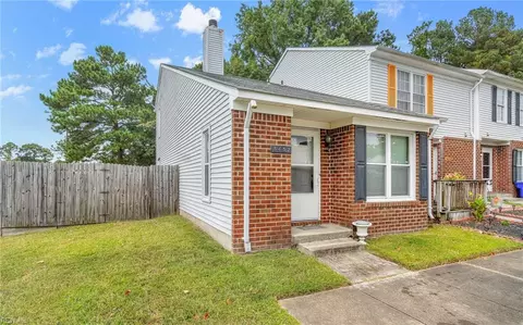 5652 Trafalgar Arch Arch, Portsmouth, VA 23703