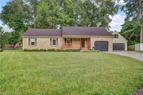 1012 Chalbourne Dr, Chesapeake, VA 23322