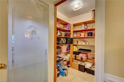 1012 Chalbourne Dr, Chesapeake, VA 23322 photo 17