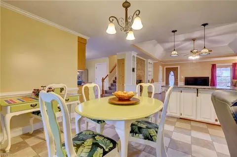 1012 Chalbourne Dr, Chesapeake, VA 23322 photo 12