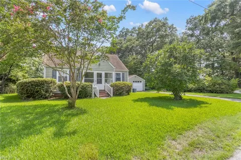 1106 Corden Ave, Chesapeake, VA 23324