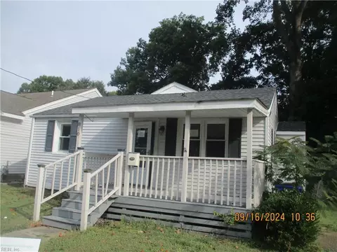 810 Brentwood Dr, Norfolk, VA 23518