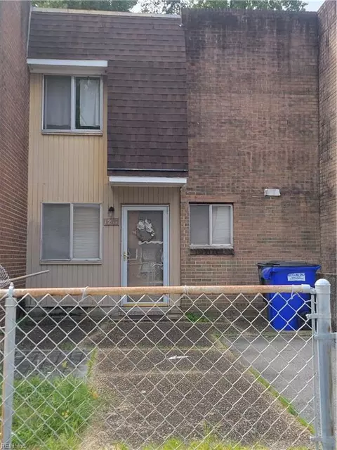 1217 Bunsen Ct, Norfolk, VA 23513
