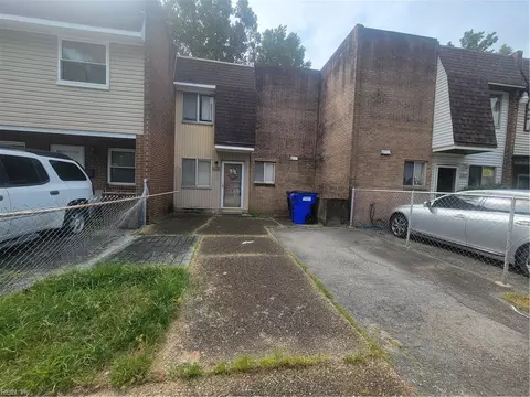 1217 Bunsen Ct, Norfolk, VA 23513 photo 2