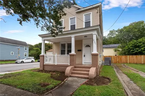 2501 Barre St, Norfolk, VA 23504