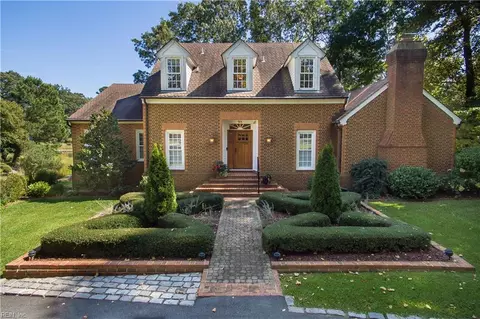 915 Pine Knob Way, Virginia Beach, VA 23451