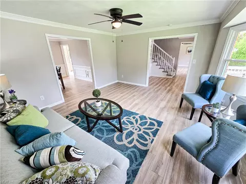 5279 E Valleyside Ct, Virginia Beach, VA 23464