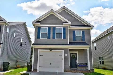 817 Turtle Dove Ct, Chesapeake, VA 23325