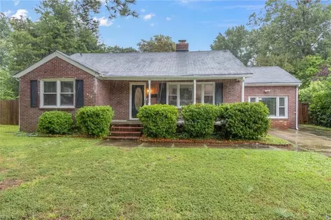 930 Elon Ct, Norfolk, VA 23513