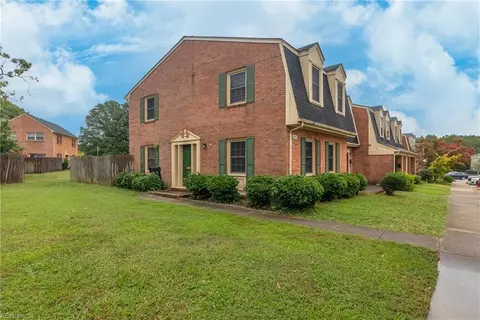 14543 Old Courthouse Way #A, Newport News, VA 23608