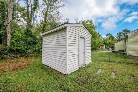 101 Fox Hill Rd, Hampton, VA 23669 photo 14