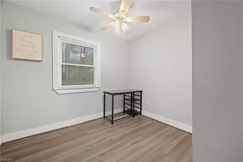 101 Fox Hill Rd, Hampton, VA 23669 photo 9