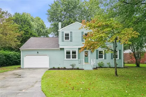 18 Westover Dr, Poquoson, VA 23662