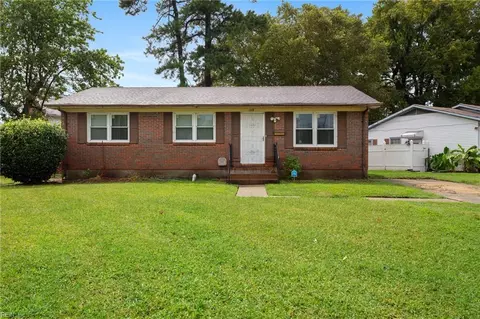 1219 Tazewell St, Portsmouth, VA 23701
