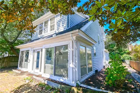 221 44th St, Virginia Beach, VA 23451