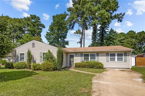 5396 Maple Forest Dr, Virginia Beach, VA 23464