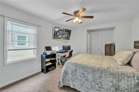 Bedroom - 412 E Lorengo Ave, Norfolk, VA 23503 photo 1 of 2