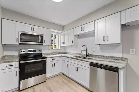 1451 Longdale Dr, Norfolk, VA 23513