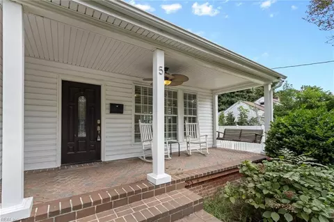Exterior - 5 E Chamberlin Ave, Hampton, VA 23663 photo 2 of 4