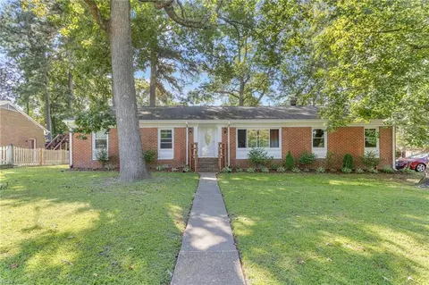 Exterior - 3149 Biscayne Dr, Chesapeake, VA 23321 photo 7 of 7
