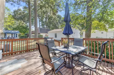 Exterior - 3149 Biscayne Dr, Chesapeake, VA 23321 photo 1 of 7