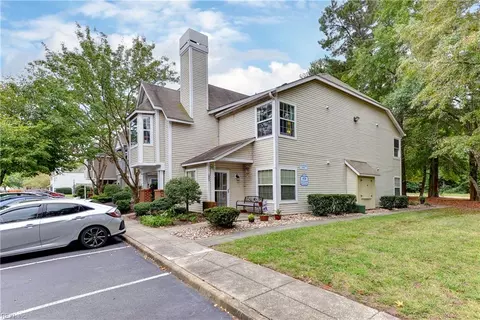 102 Stratford Dr #J, Williamsburg, VA 23185