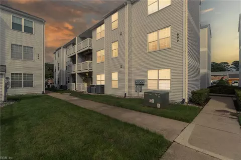 600 Shoreham Ct #204, Virginia Beach, VA 23451