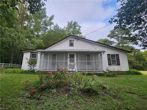 39133 Gatehouse Dr, Ivor, VA 23866