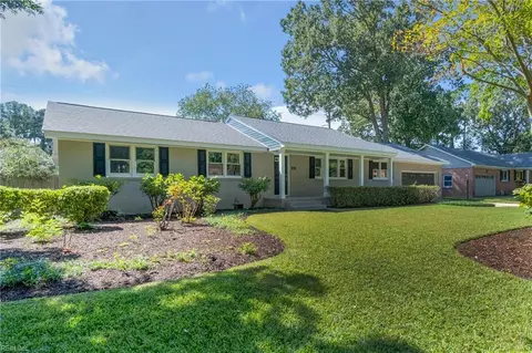 4613 Hagen Dr, Virginia Beach, VA 23462