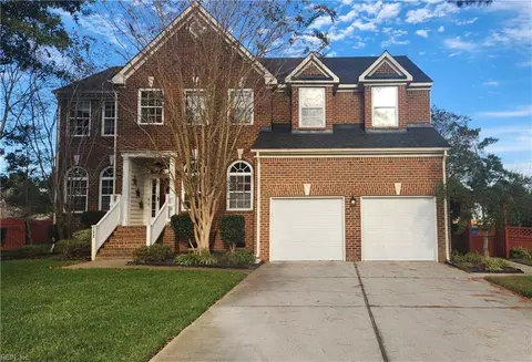 711 Andover Ct, Chesapeake, VA 23322