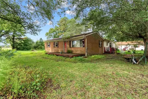 2100 West Rd, Chesapeake, VA 23323