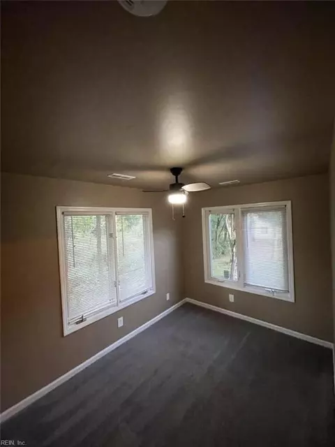 Bedroom - 4606 Mcnutt Ct, Norfolk, VA 23513 photo 4 of 4