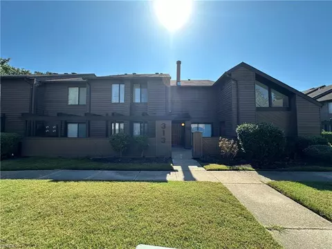 313 Rutherglen Muse, Virginia Beach, VA 23452